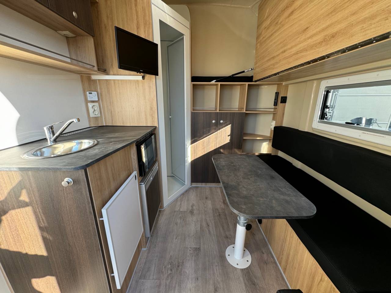 Remolque Caballos Anka REMORQUE ANKA 1-3 CHEVAUX & GRAND HOME CAR 2026 Nuevo