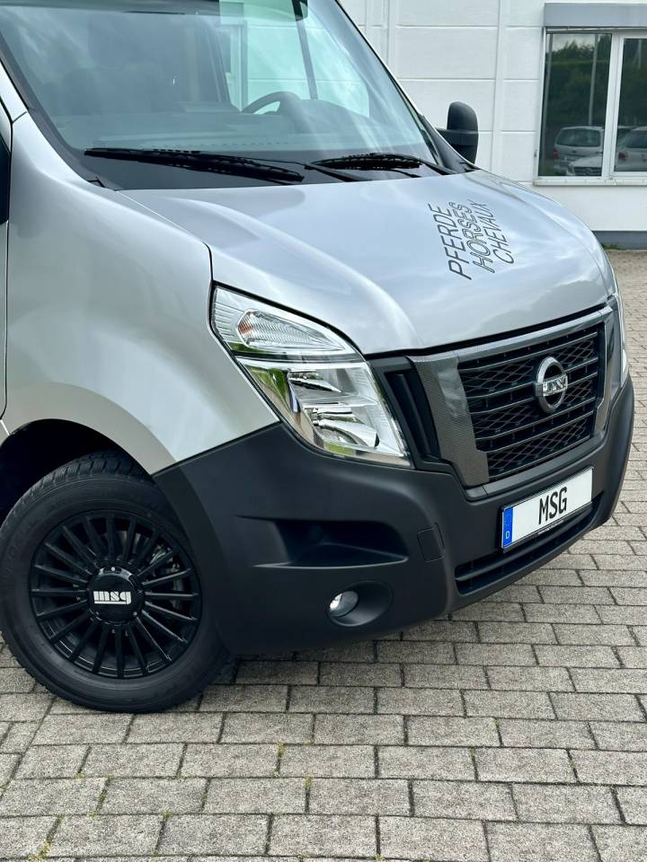 Furgoneta para caballos Nissan NISSAN INTERSTAR DCI 165 MSG SUPERLIGHT PLUS 2026 Nuevo
