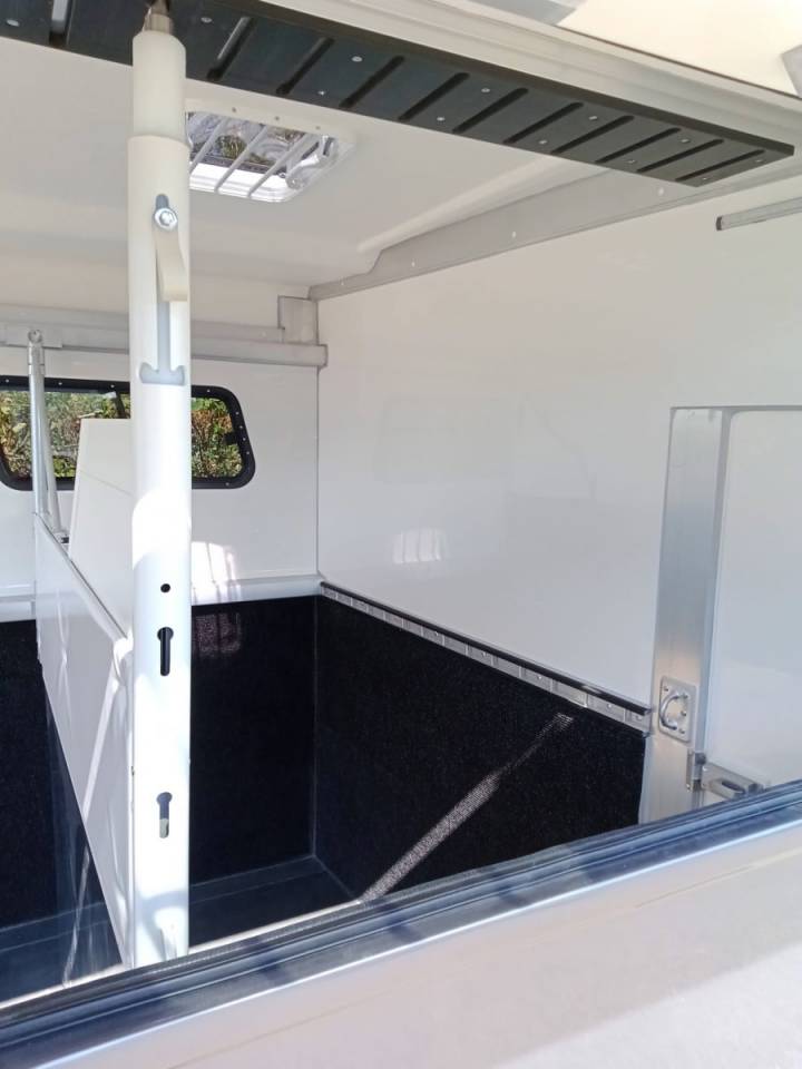 Remolque Caballos Anka REMORQUE ANKA 2 CHEVAUX & GRAND HOME CAR 2026 Nuevo