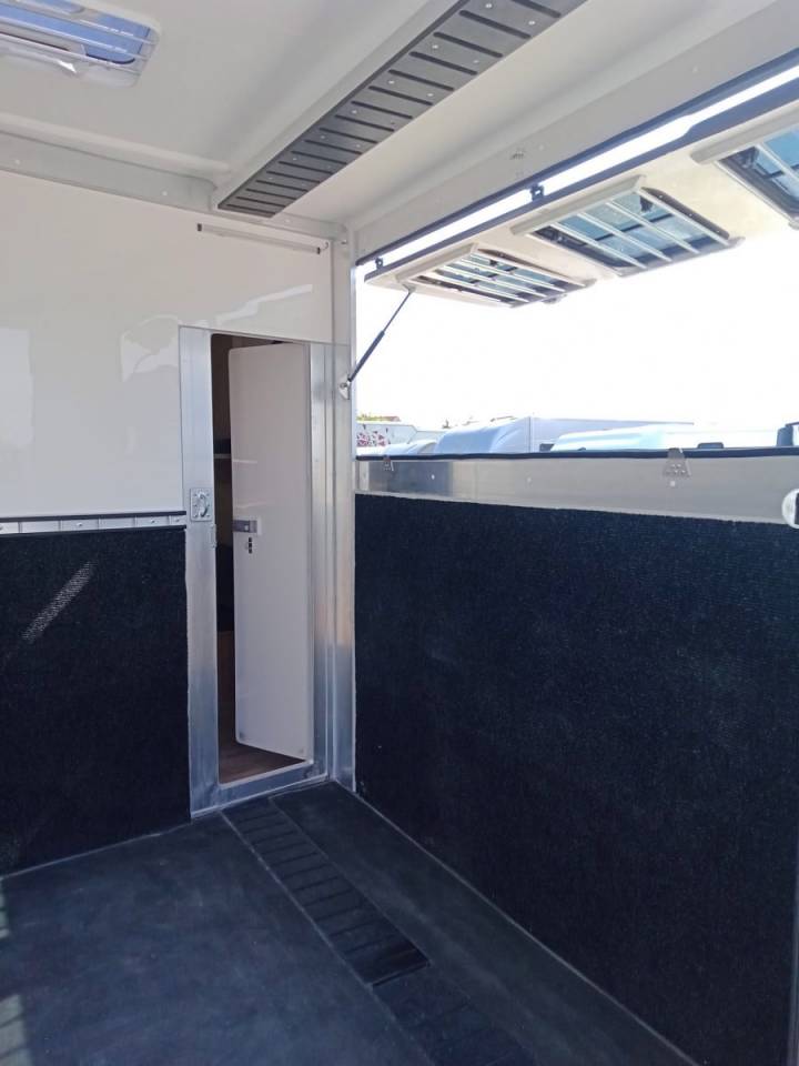 Remolque Caballos Anka REMORQUE ANKA 2 CHEVAUX & GRAND HOME CAR 2026 Nuevo