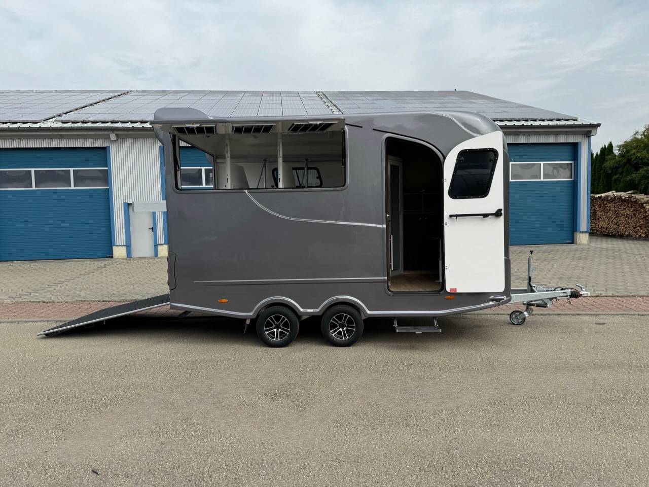 Remolque Caballos Anka REMORQUE ANKA 3 CHEVAUX & GRAND HOME CAR 2026 Nuevo