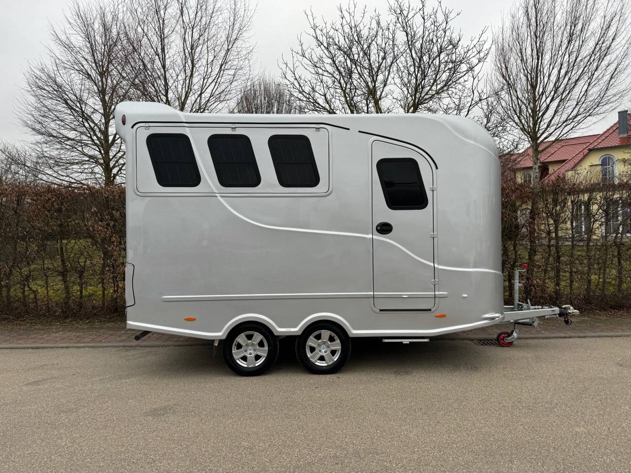 Remolque Caballos Anka REMORQUE ANKA 3 CHEVAUX & HOME CAR 2026 Nuevo