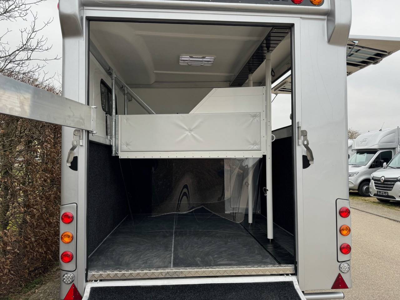 Remolque Caballos Anka REMORQUE ANKA 3 CHEVAUX & HOME CAR 2026 Nuevo