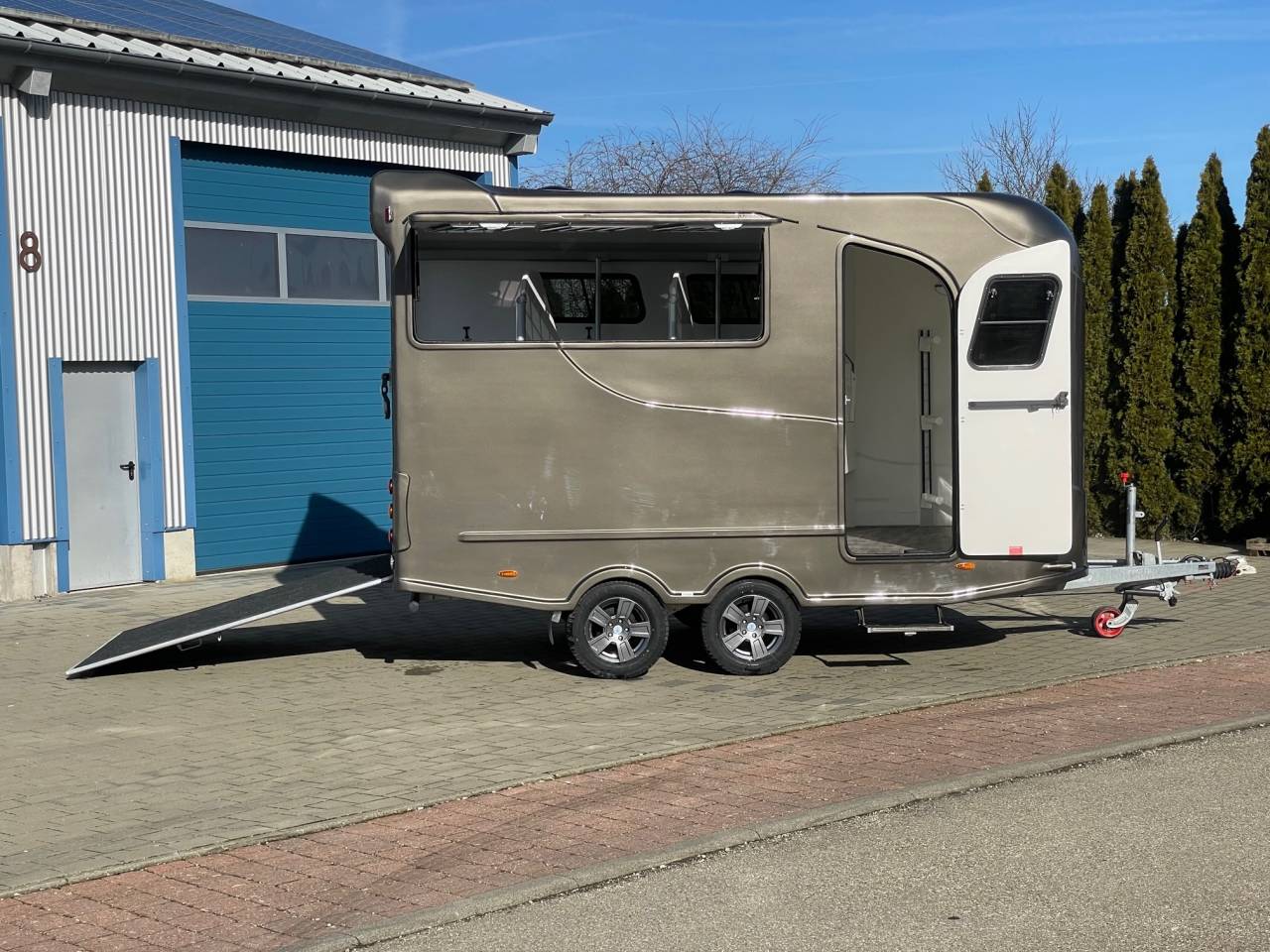 Remolque Caballos Anka REMORQUE ANKA 3 CHEVAUX & SELLERIE 2026 Nuevo