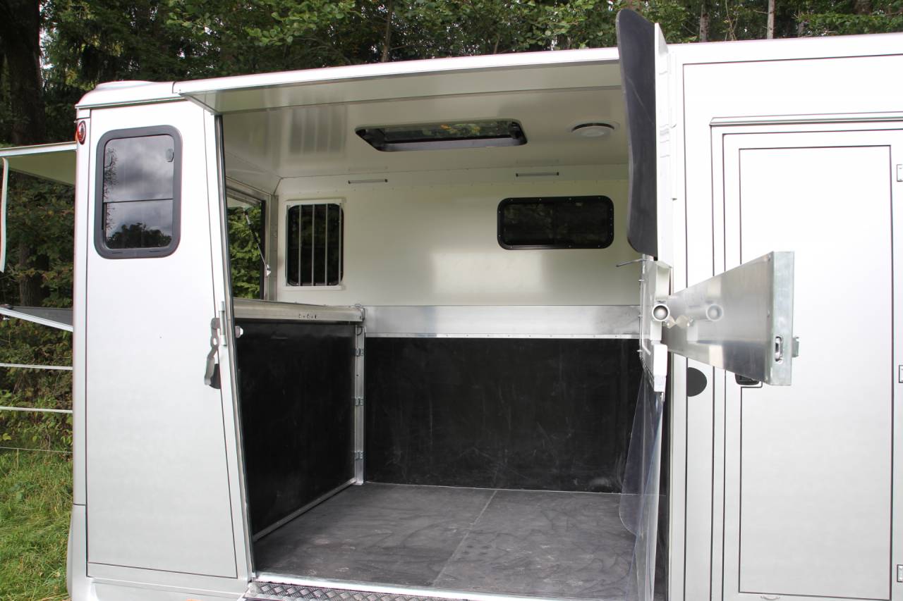 Remolque Caballos Anka REMORQUE ANKA 2 CHEVAUX + HOME CAR & SELLERIE 2026 Nuevo