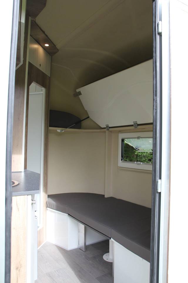 Remolque Caballos Anka REMORQUE ANKA 2 CHEVAUX + HOME CAR & SELLERIE 2026 Nuevo