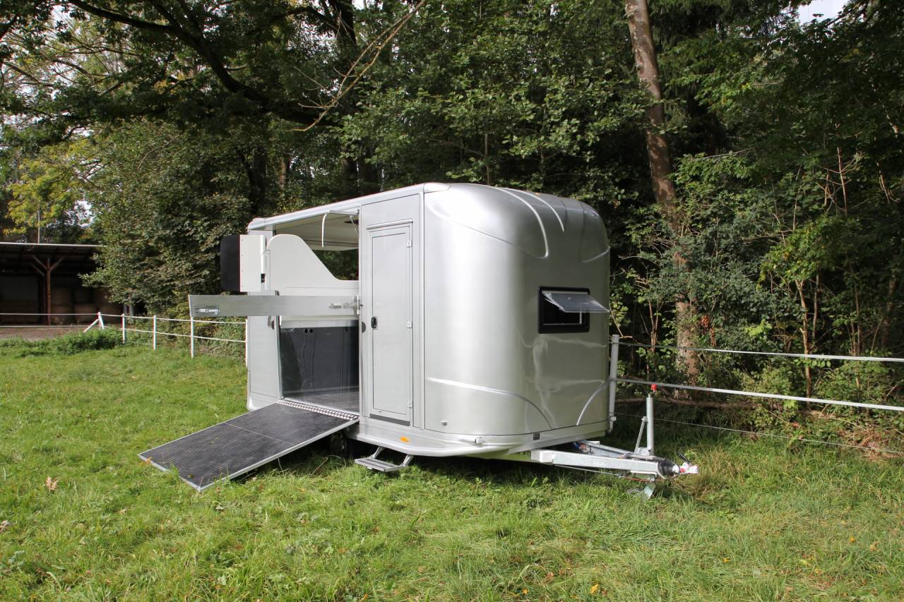 Remolque Caballos Anka REMORQUE ANKA 2 CHEVAUX + HOME CAR & SELLERIE 2026 Nuevo