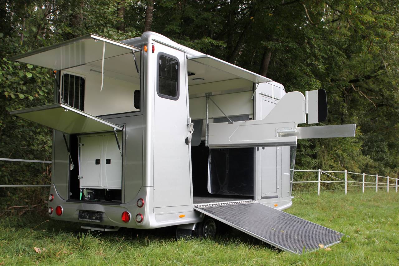 Remolque Caballos Anka REMORQUE ANKA 2 CHEVAUX + HOME CAR & SELLERIE 2026 Nuevo
