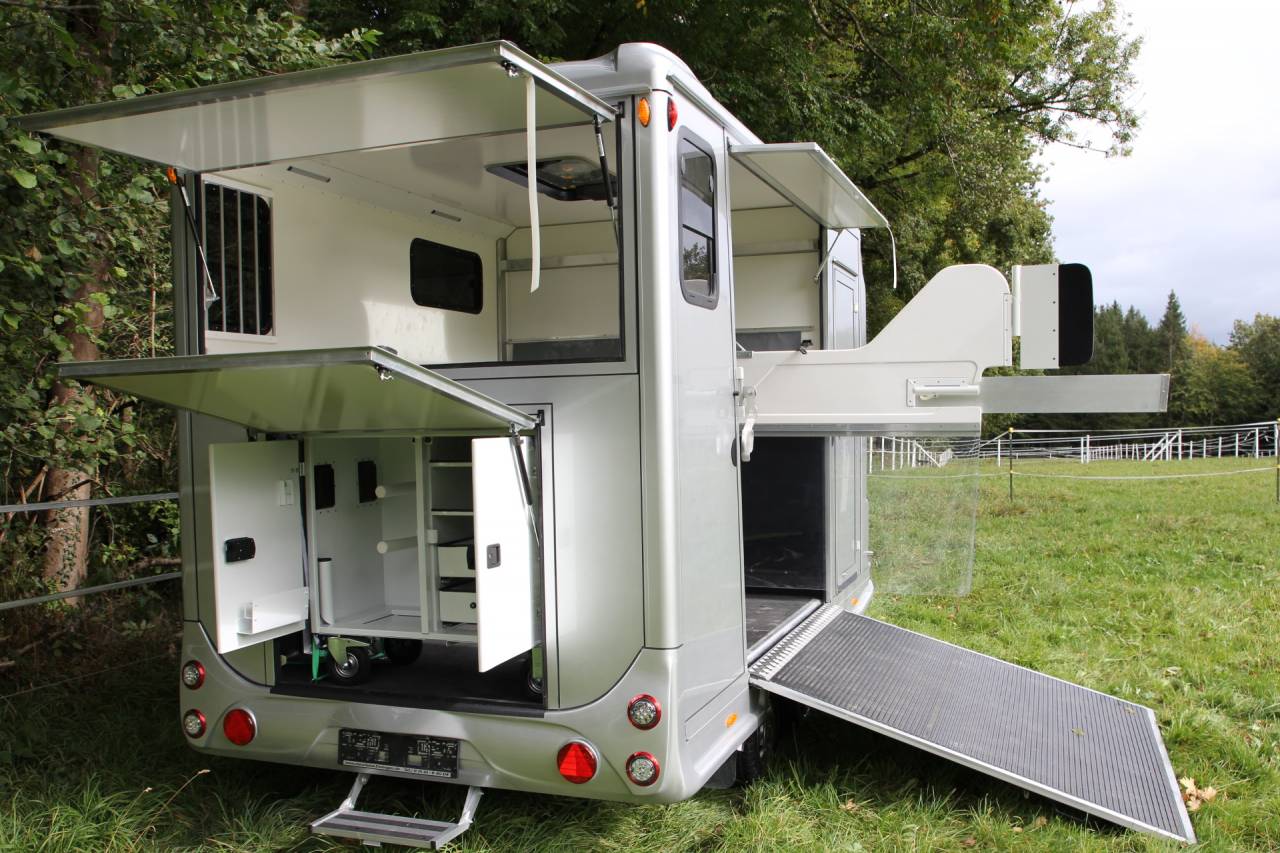 Remolque Caballos Anka REMORQUE ANKA 2 CHEVAUX + HOME CAR & SELLERIE 2026 Nuevo