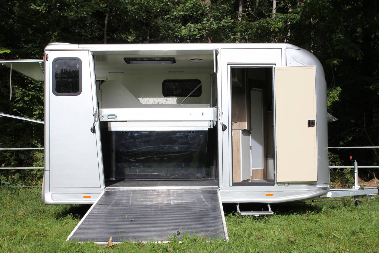 Remolque Caballos Anka REMORQUE ANKA 2 CHEVAUX + HOME CAR & SELLERIE 2026 Nuevo
