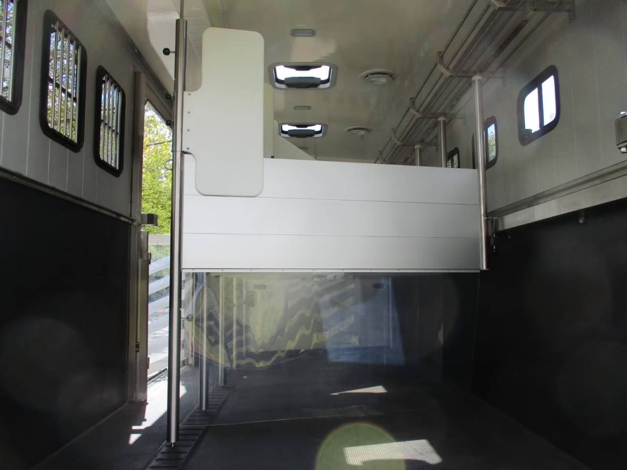 Cami&oacute;n para caballos Daf DAF LF 310 EHC 2026 Nuevo