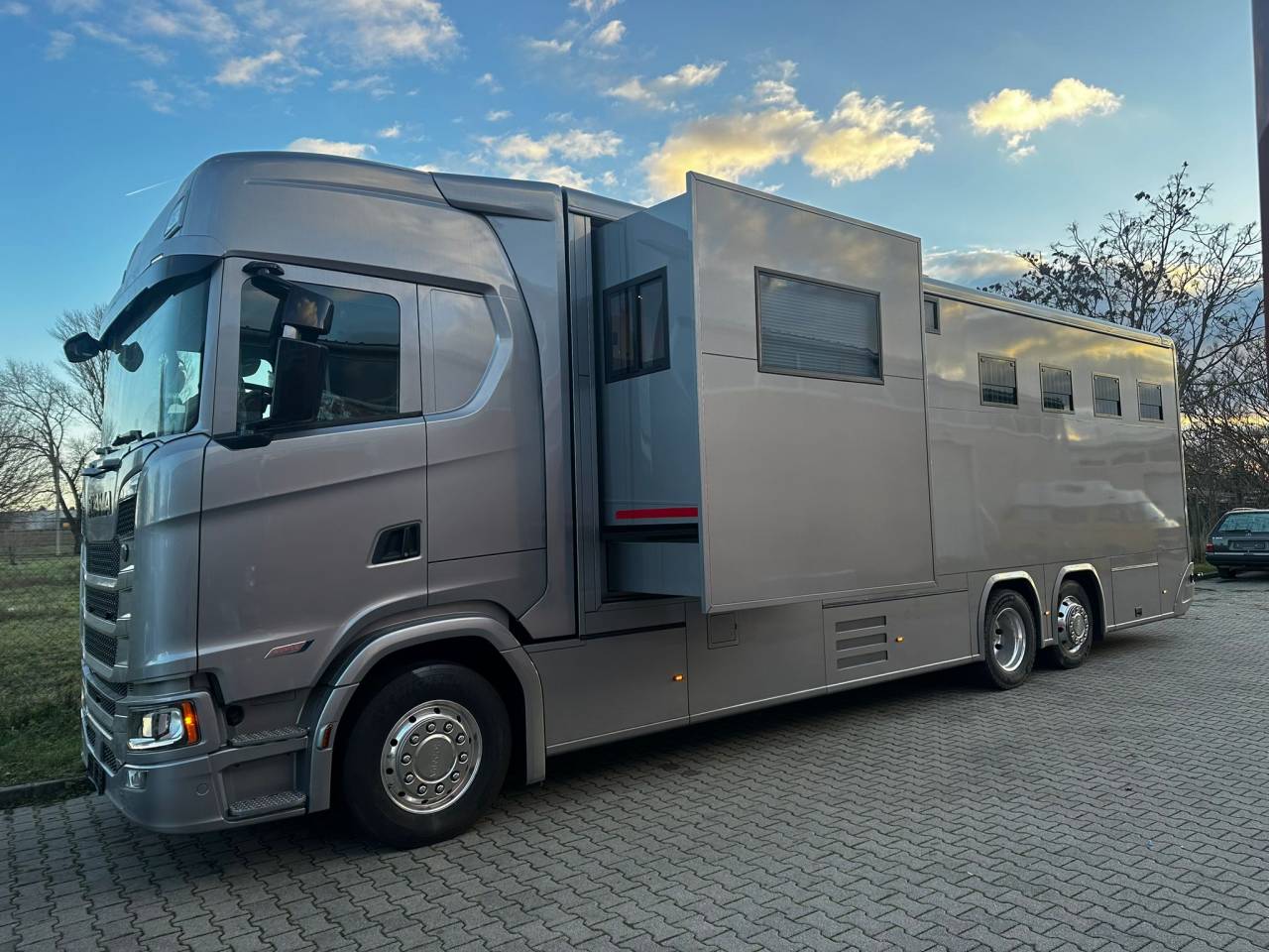 Cami&oacute;n para caballos HTI SCANIA S460 HTI PROFESSIONAL 7 2026 Nuevo