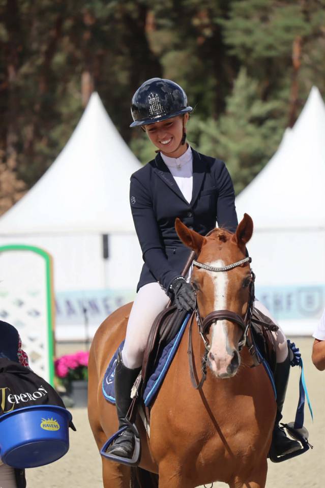 Yegua PFS Poni Fran&ccedil;&eacute;s de Silla En venta 2020 Alaz&aacute;n por Very star kerveyer