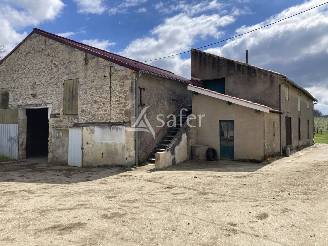 Explotaci&oacute;n agr&iacute;cola En venta Lot y Garona