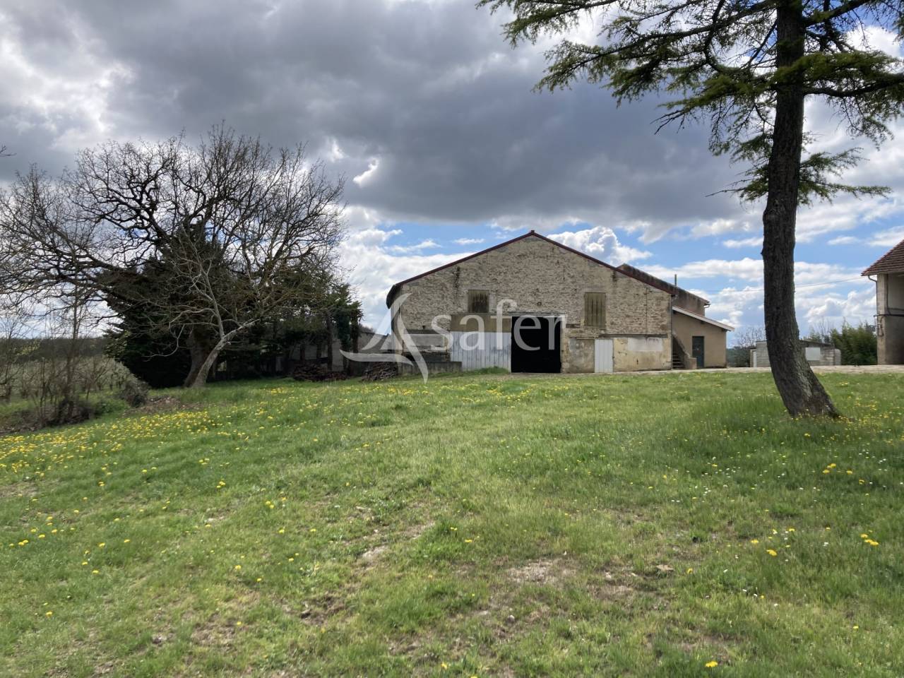 Explotaci&oacute;n agr&iacute;cola En venta Lot y Garona