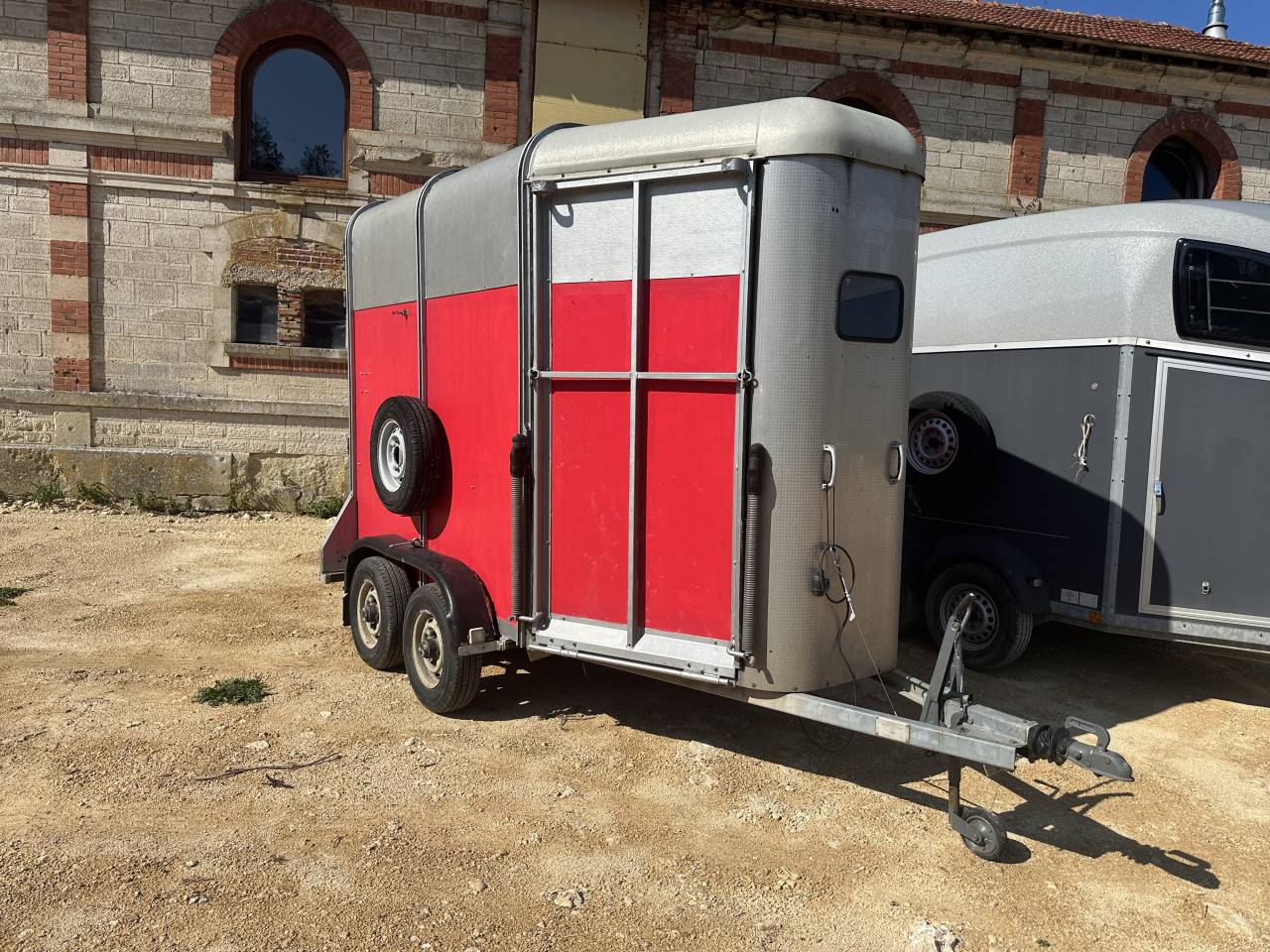 Van caballos Ifor Williams HB505R 2 Caballos 1986 De segunda mano