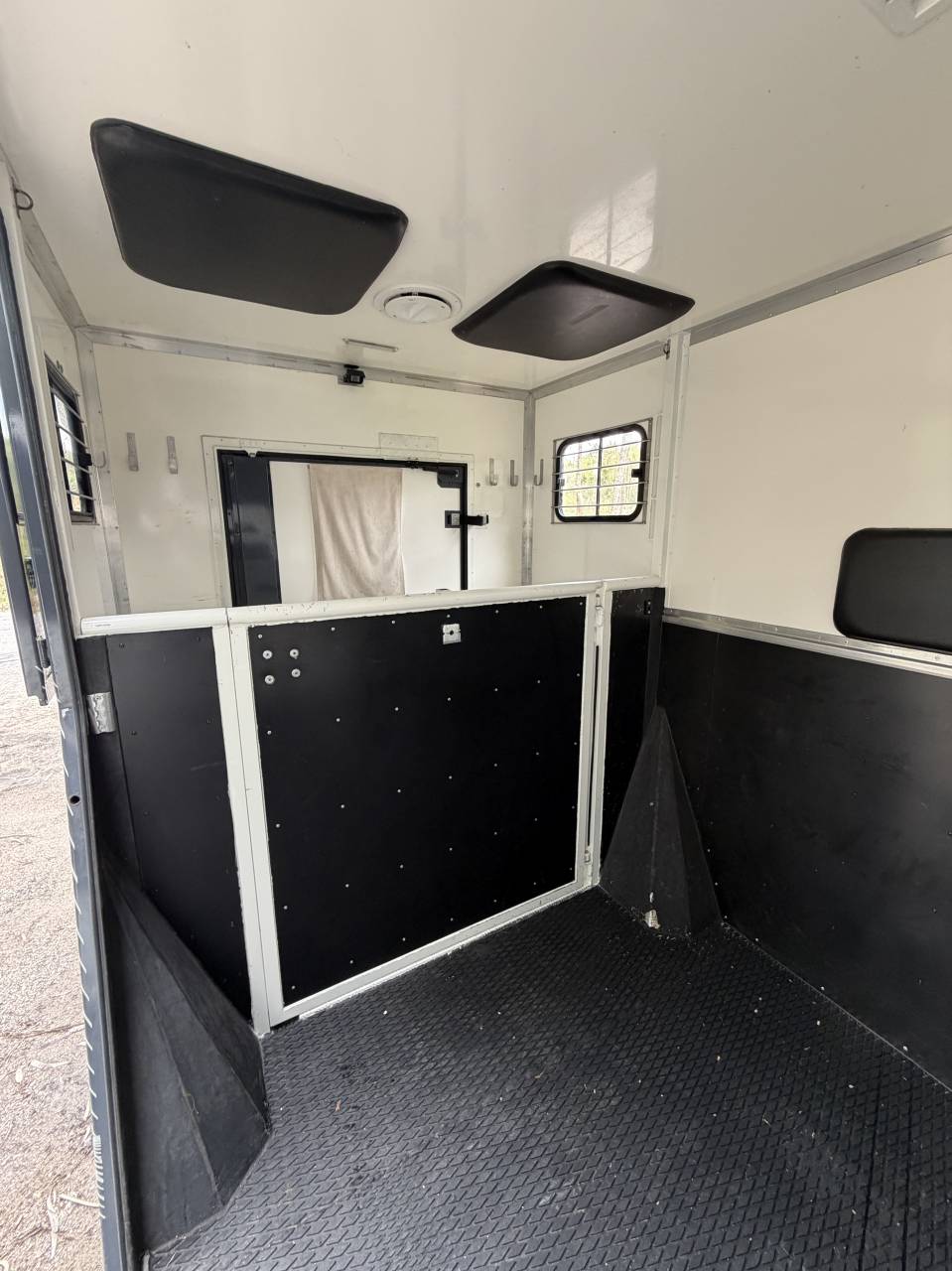  CITRO&Euml;N JUMPER &ndash; TRANSPORTE DE CABALLOS 