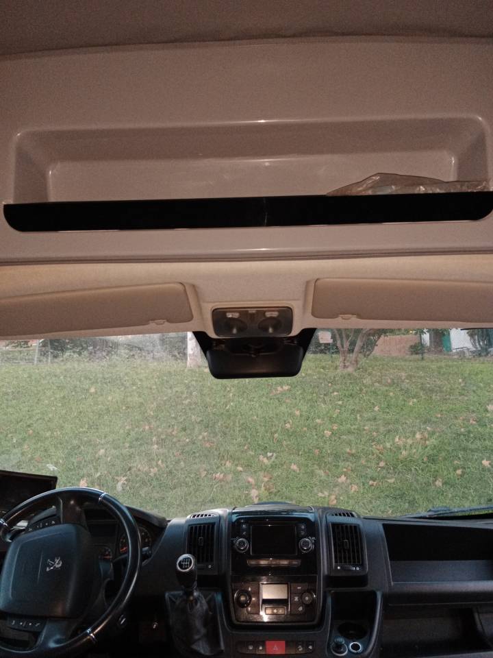 Peugeot Boxer Equitrek - Soni Furgoneta para caballos