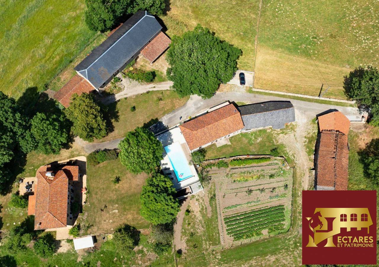 Albergue ecuestre En venta Lot
