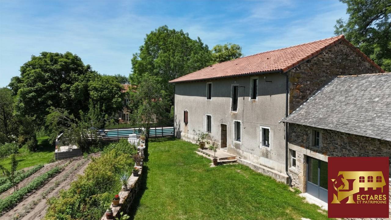 Albergue ecuestre En venta Lot