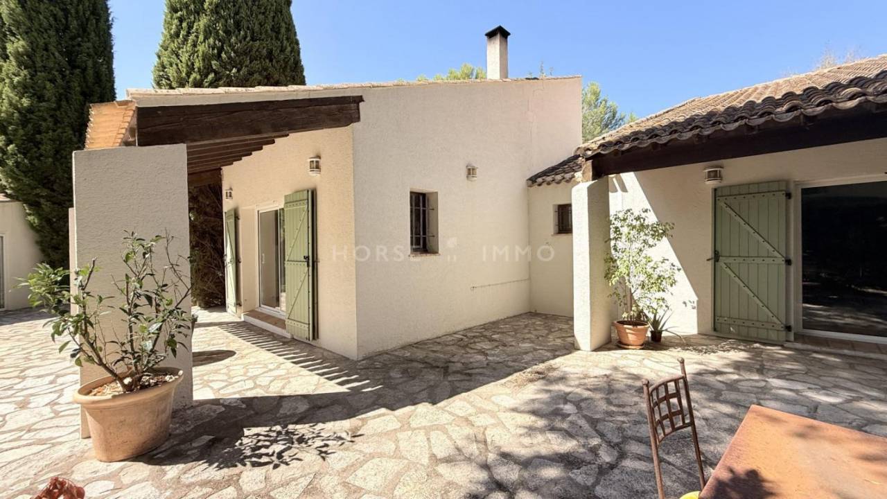 Propiedad ecuestre En venta H&eacute;rault