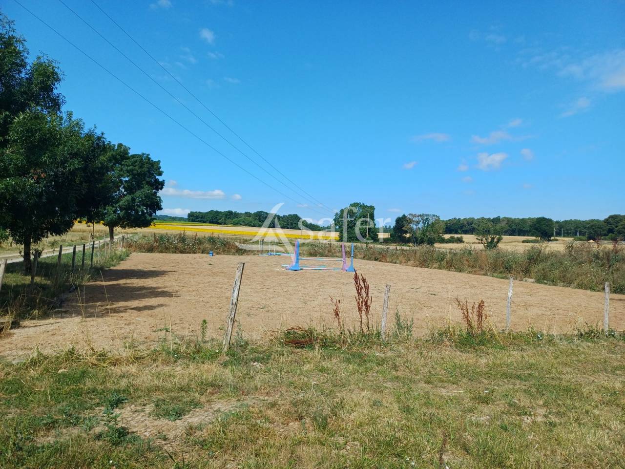 Explotaci&oacute;n agr&iacute;cola En venta Charente Mar&iacute;timo