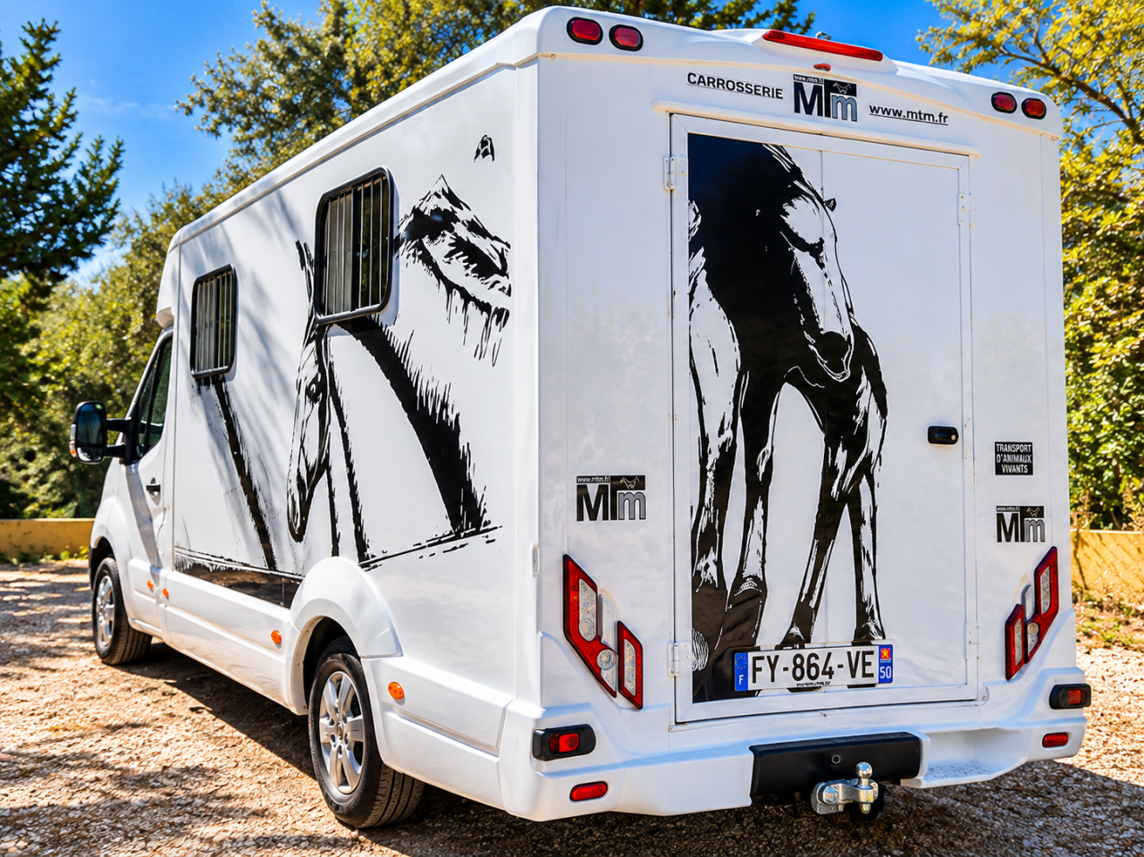 Furgoneta para caballos Renault Master filovan S5  2021 De segunda mano