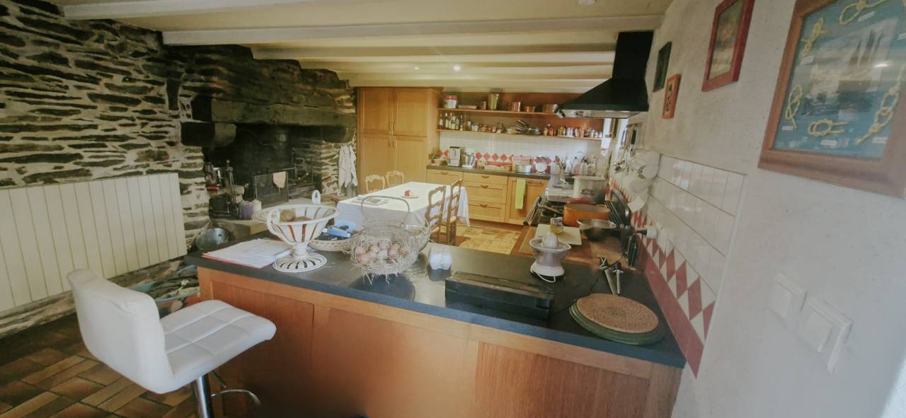Bonita residencia ecuestre En venta Finisterre