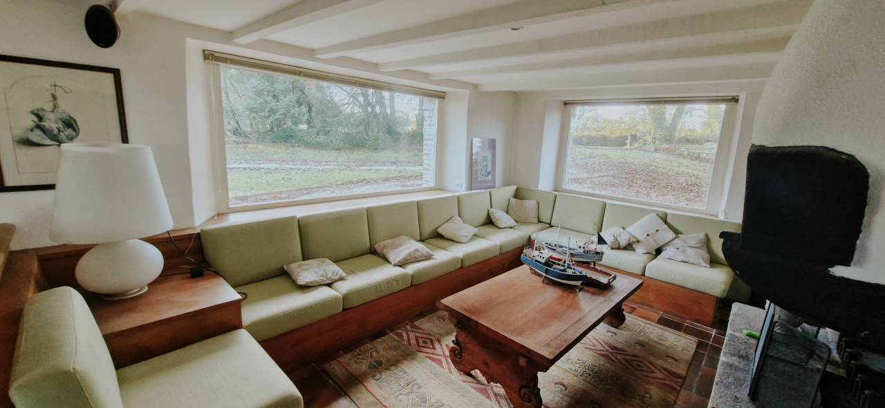 Bonita residencia ecuestre En venta Finisterre
