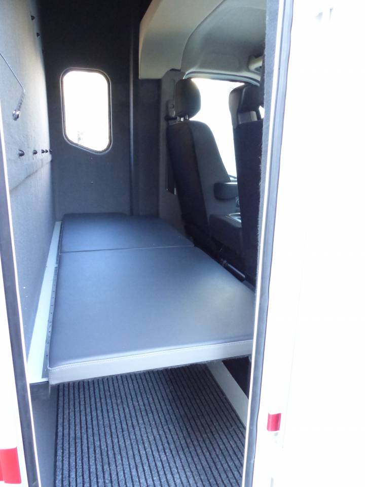 Furgoneta para caballos Trans Box svelto 4 2019 De segunda mano