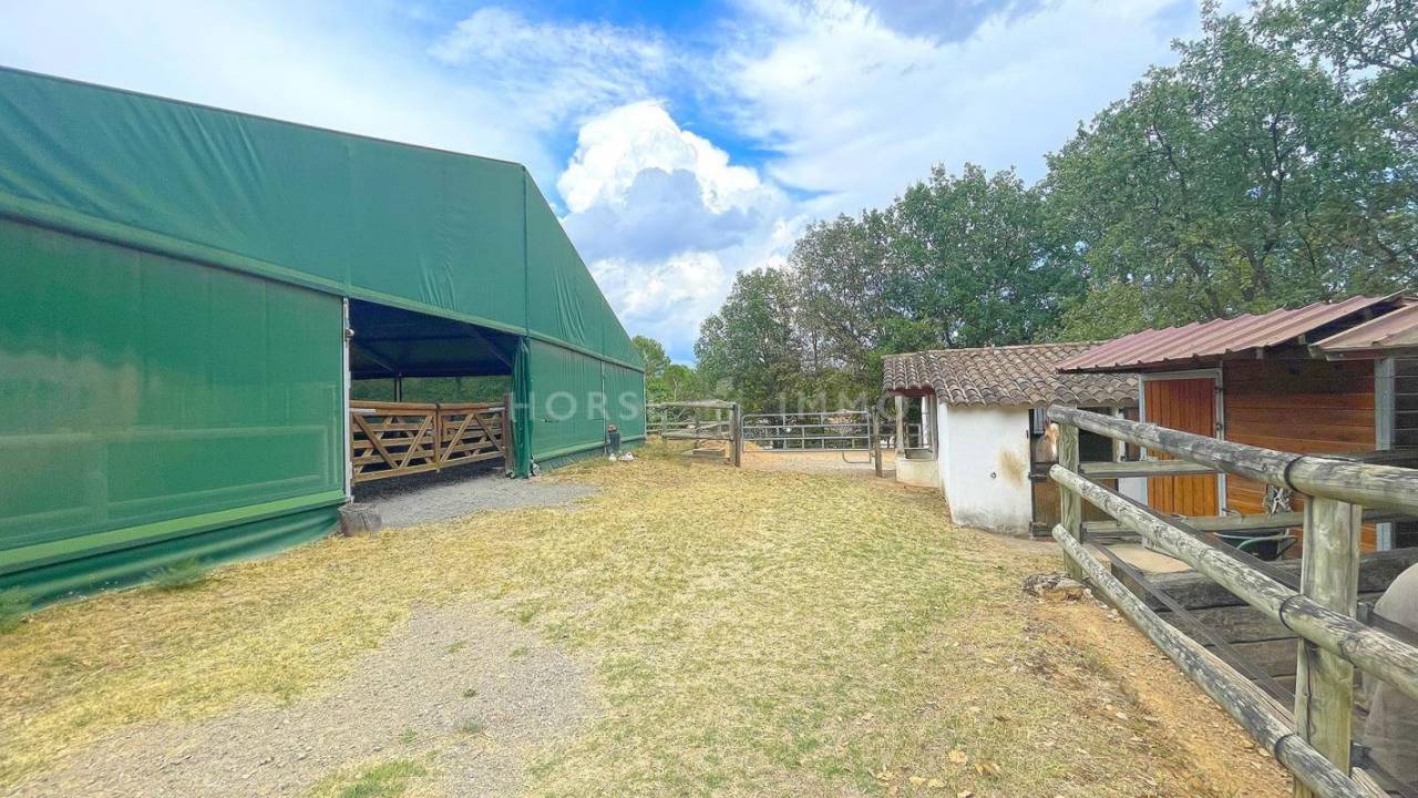 Bonita residencia ecuestre En venta Var