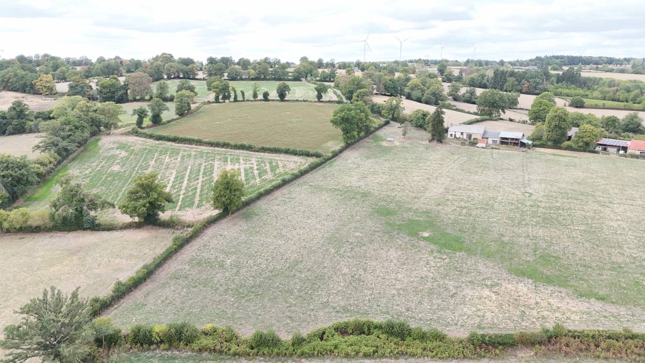 Granja para restaurar En venta Creuse