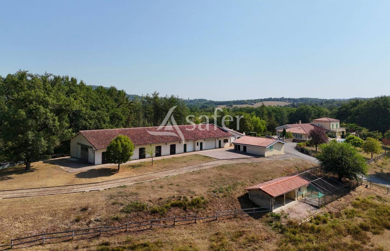 Explotaci&oacute;n forestal En venta Alto Garona