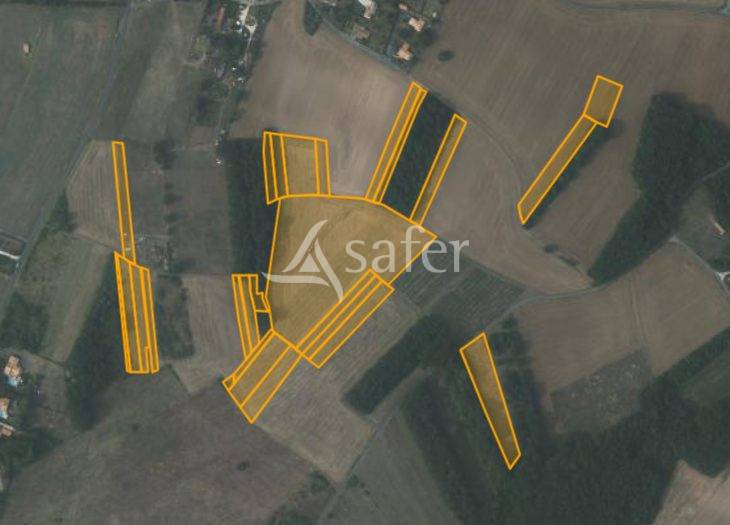 Explotaci&oacute;n agr&iacute;cola En venta Charente Mar&iacute;timo