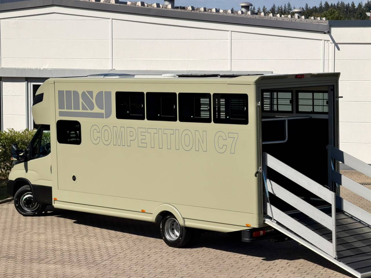 Cami&oacute;n para caballos Iveco IVECO DAILY 72.210 MSG COMPETITION C7 2026 Nuevo