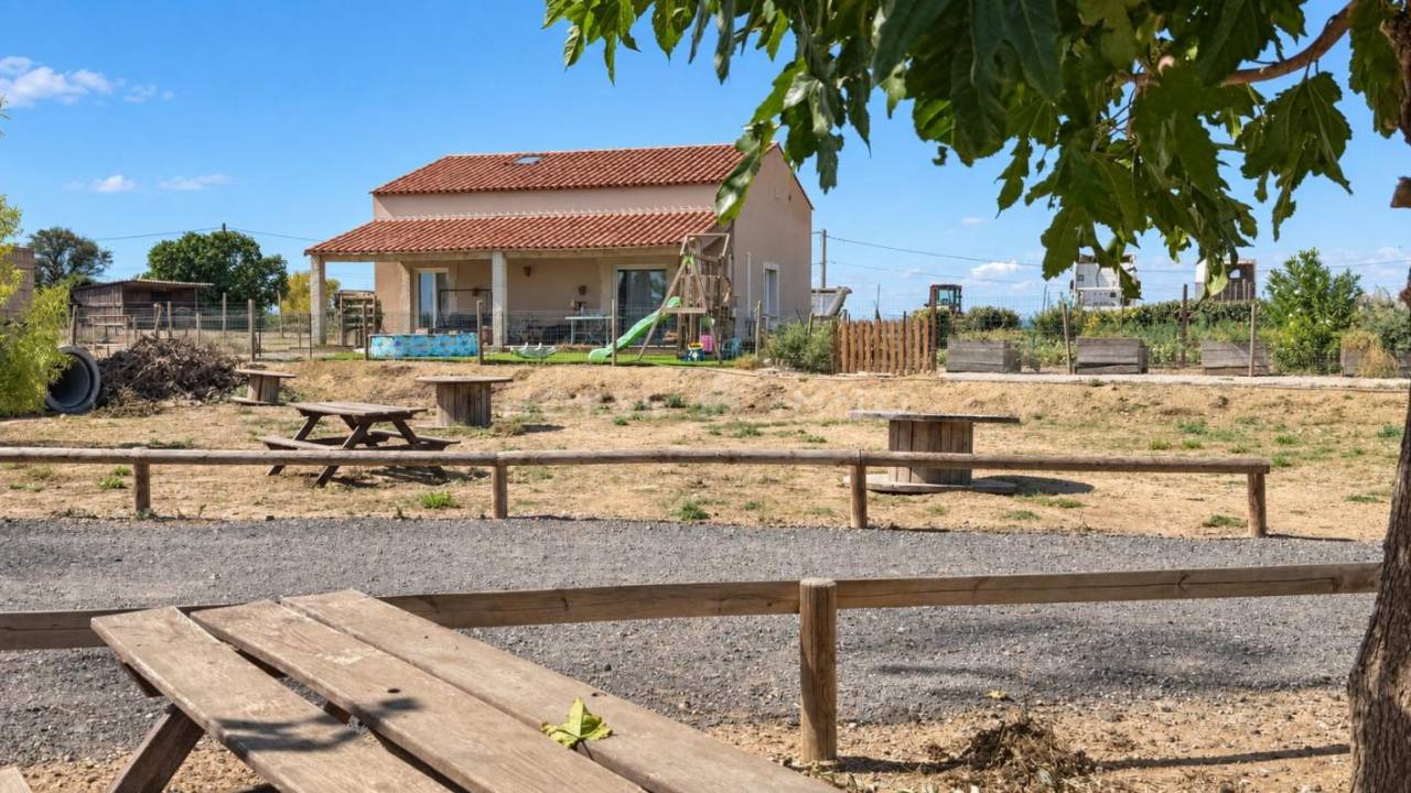 Propiedad ecuestre En venta H&eacute;rault