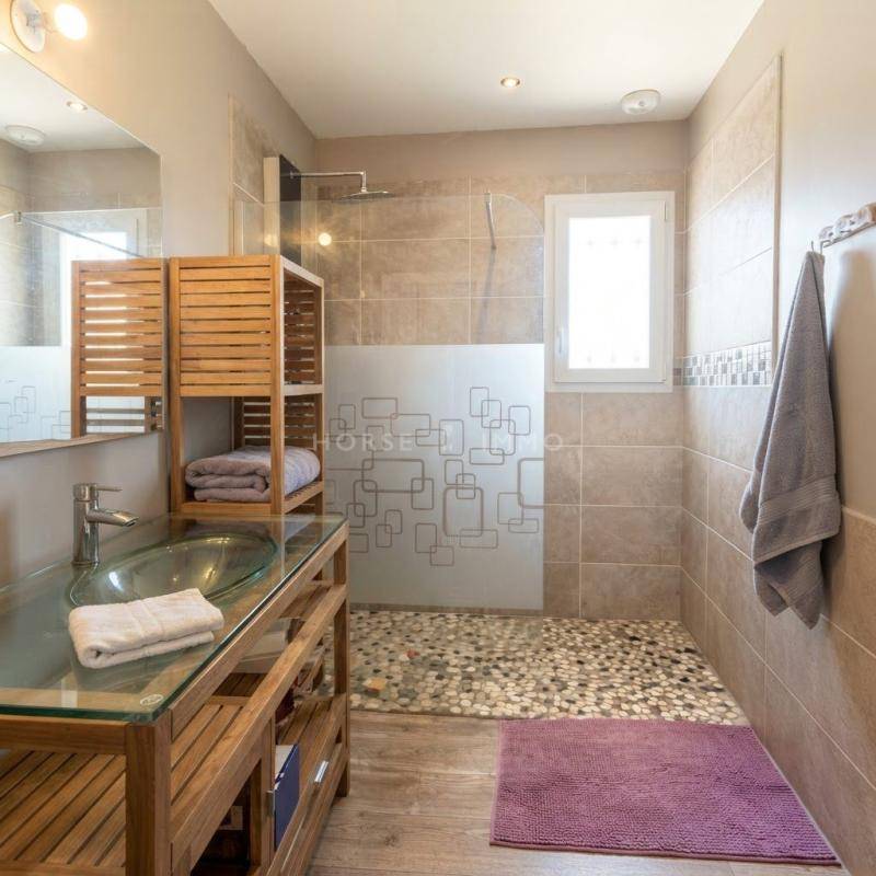 Propiedad ecuestre En venta H&eacute;rault