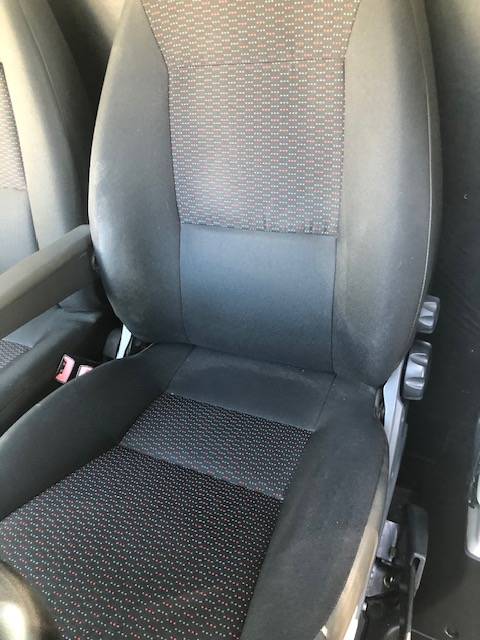 Furgoneta para caballos Peugeot equitreck 2016 De segunda mano