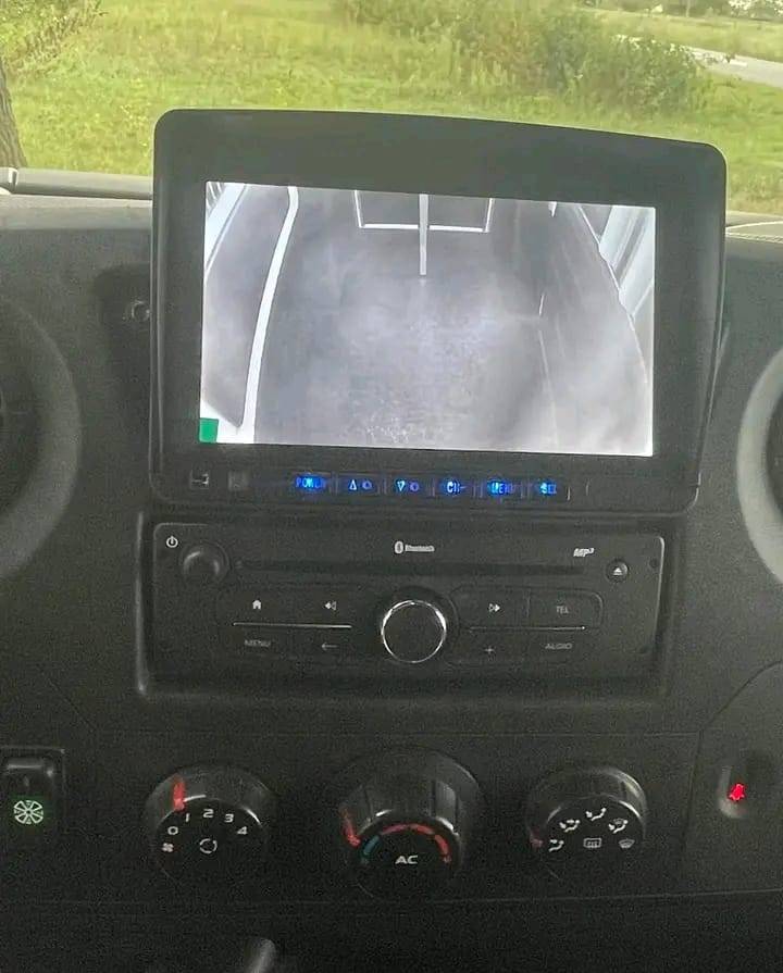 Furgoneta para caballos Renault Master 2017 De segunda mano