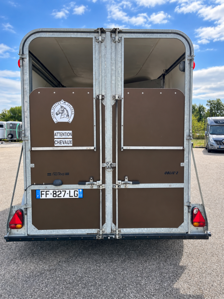 Van caballos Fautras OBLIC+2 2 Caballos 2019 De segunda mano