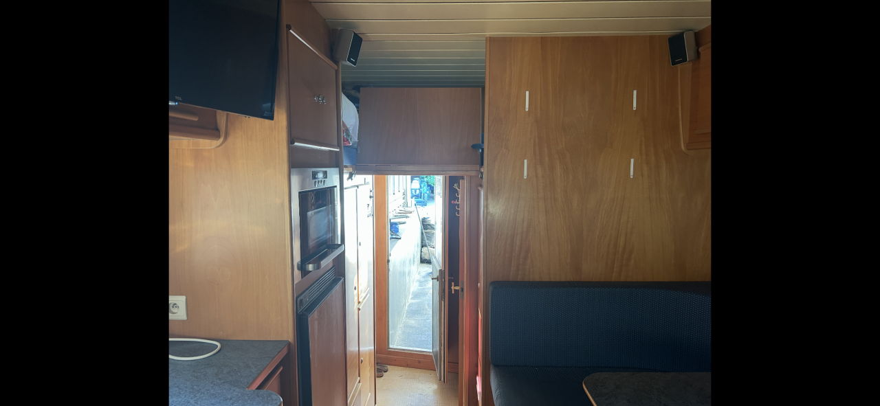 Cami&oacute;n para caballos Renault 420 dci 2006 De segunda mano
