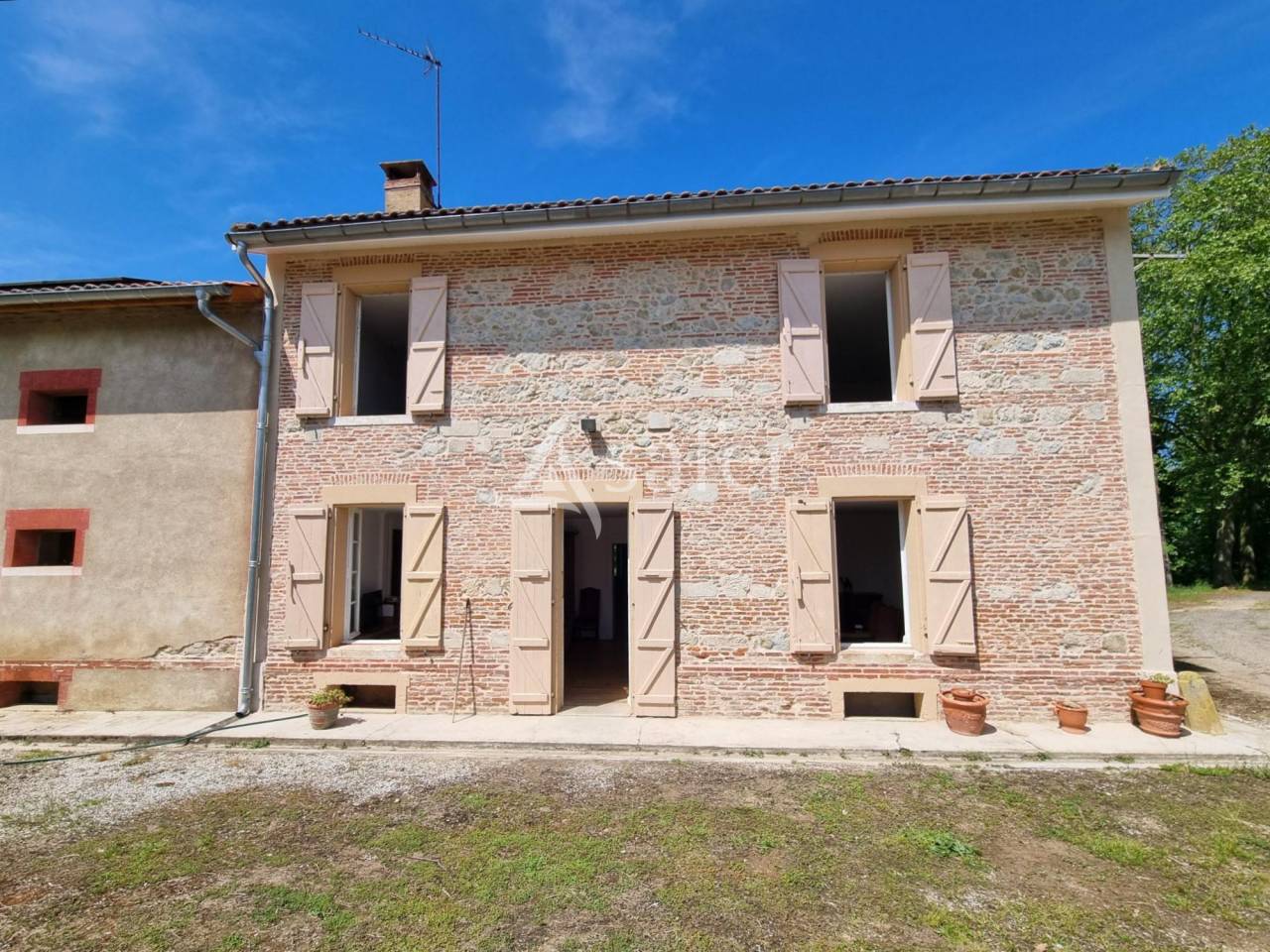 Explotaci&oacute;n agr&iacute;cola En venta Alto Garona