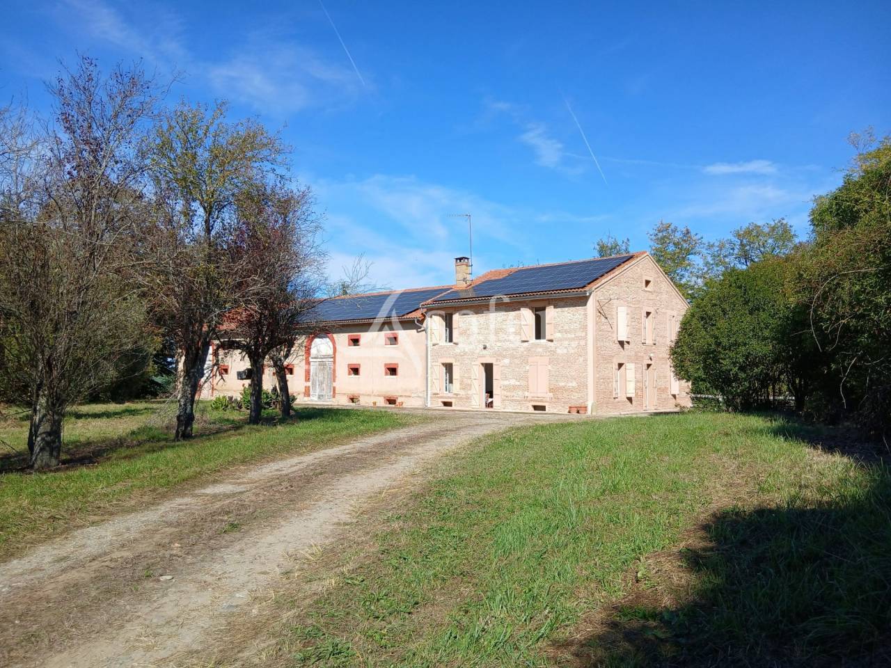 Explotaci&oacute;n agr&iacute;cola En venta Alto Garona