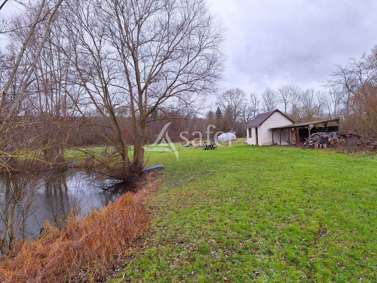 Explotaci&oacute;n hortensa En venta Eure y Loir