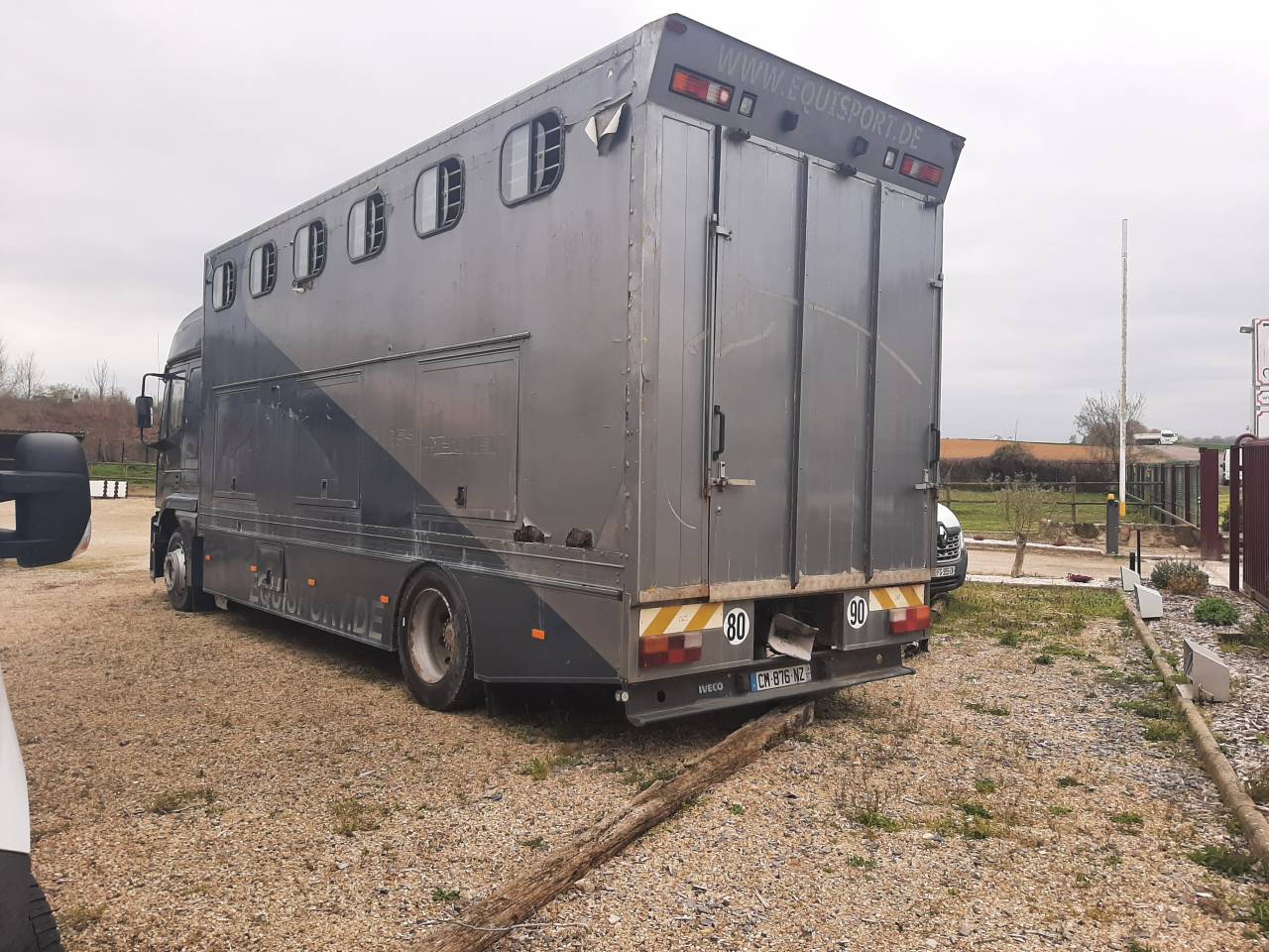 Cami&oacute;n para caballos Iveco  1997 De segunda mano