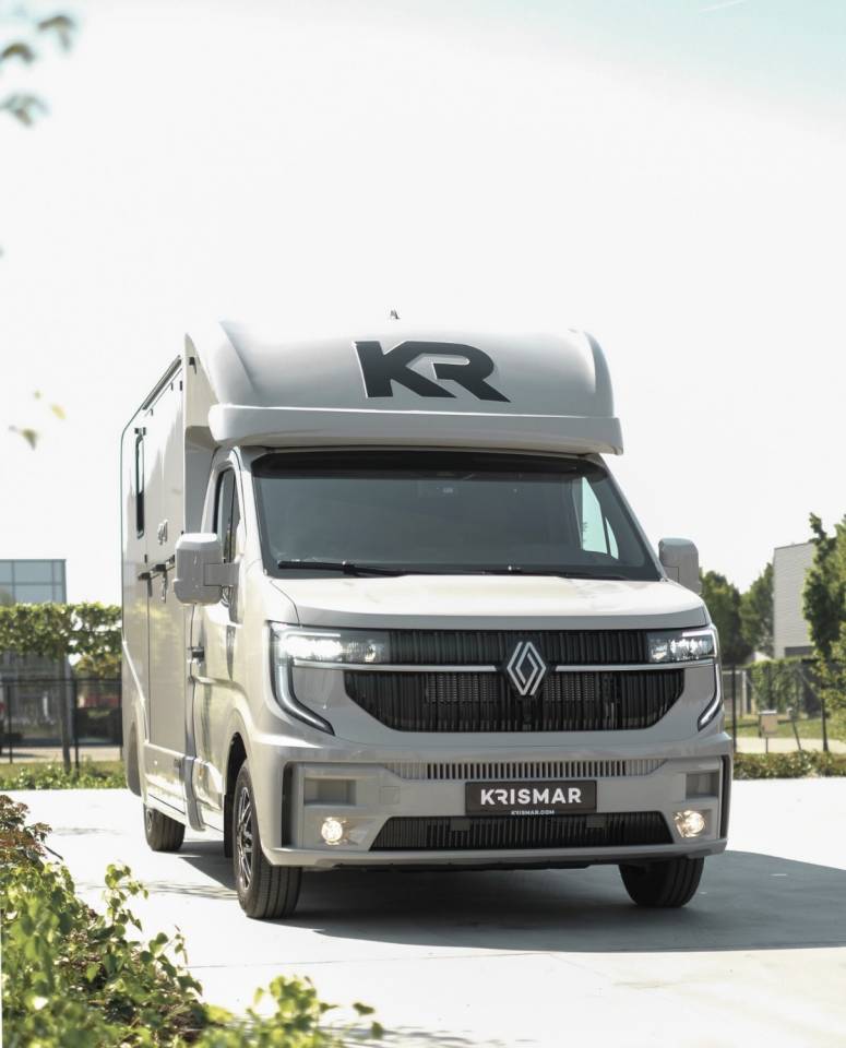 Furgoneta para caballos Krismar HARAS 2026 Nuevo