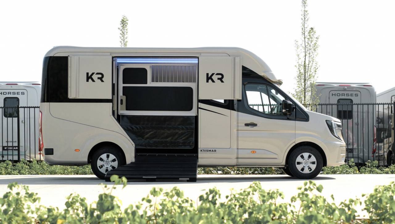 Furgoneta para caballos Krismar HARAS LONG 2026 Nuevo