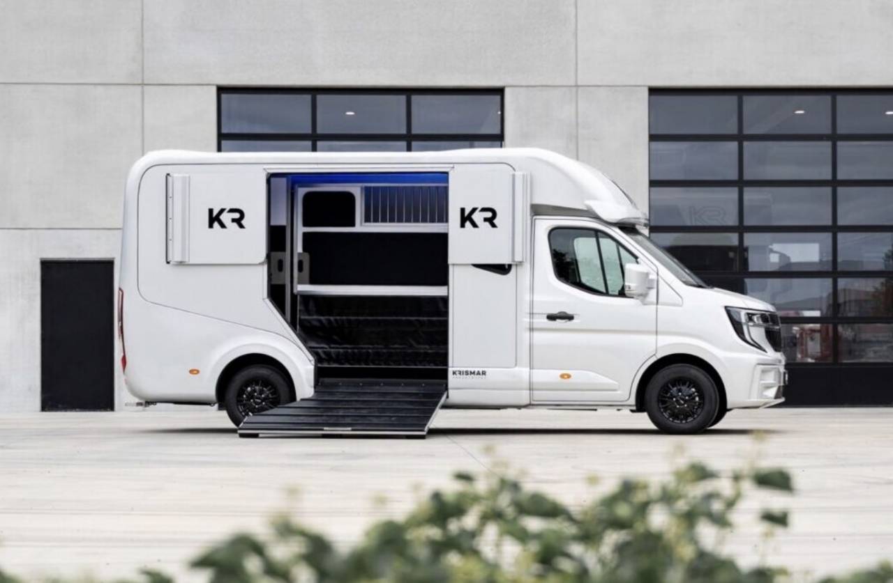 Furgoneta para caballos Krismar HARAS LONG 2026 Nuevo