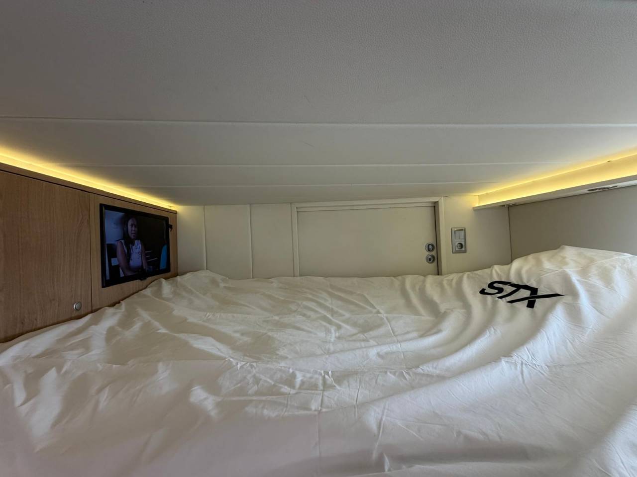 Cami&oacute;n para caballos Volvo STX 2018 De segunda mano