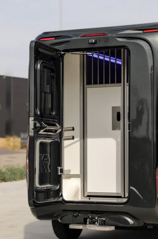 Furgoneta para caballos Krismar HARAS  2026 Nuevo